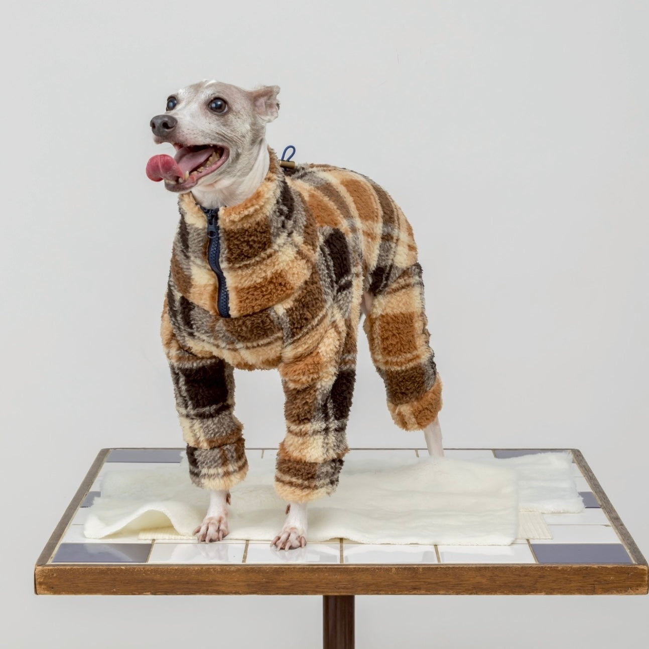 [SAD20590-87]チェック柄両面ファーイタグレロンパース 20%off